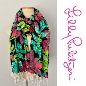 ⬇️ REDUCED! Lilly Pulitzer Murfee Scarf green/pink frog print O/S